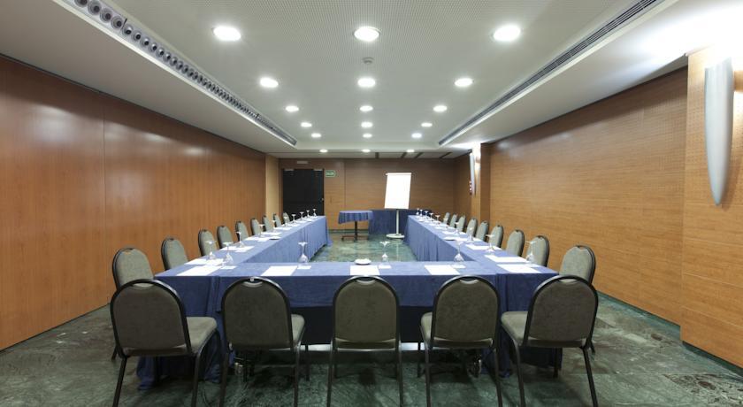 Vértice Sevilla Aljarafe Bormujos Extérieur photo